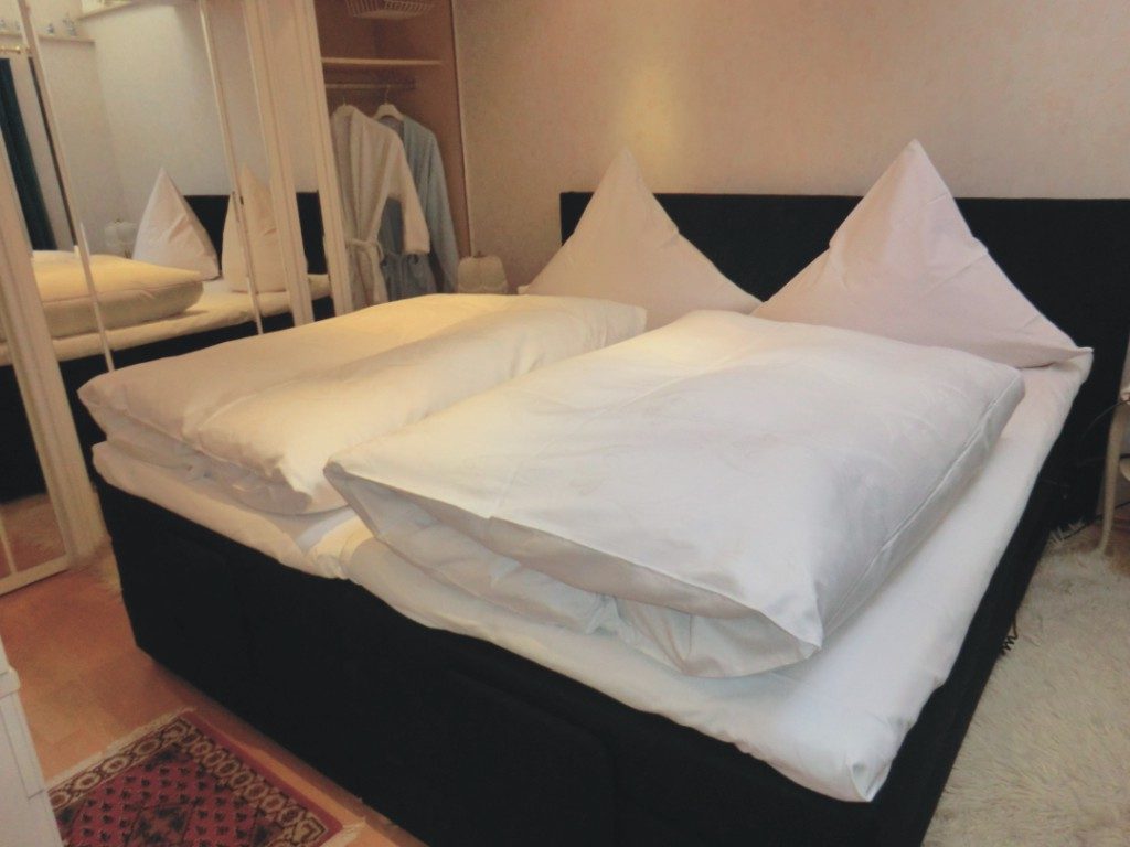 Schlafzimmer 2